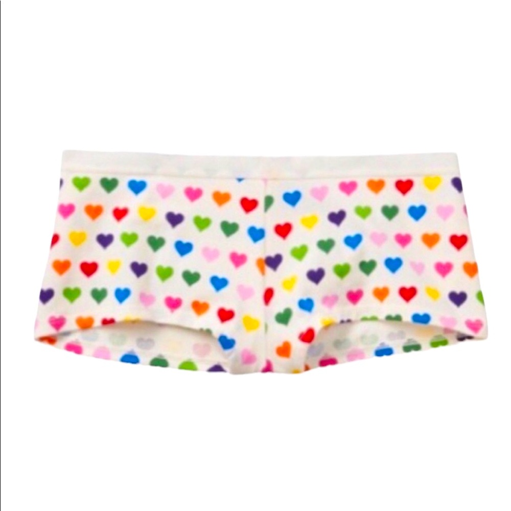 GAP Factory Heart Shortie